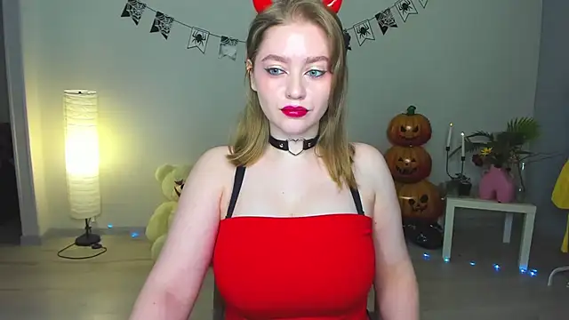 AidaPerry online show from 10-27-25, 07:48