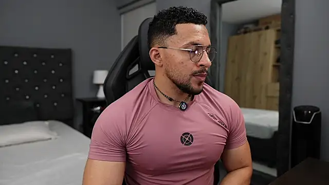 Martin Logan online show from 04-11-26, 11:08