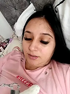 Juanamd1 online show from 10-16-25, 03:31