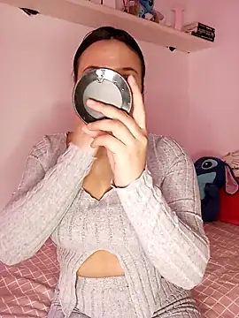 Juanamd1 online show from 03-06-25, 08:41