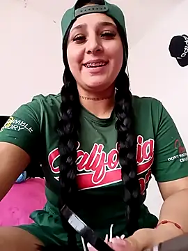 Juanamd1 online show from 09-22-25, 12:11