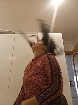 Juanamd1 online show from 05-18-26, 11:15