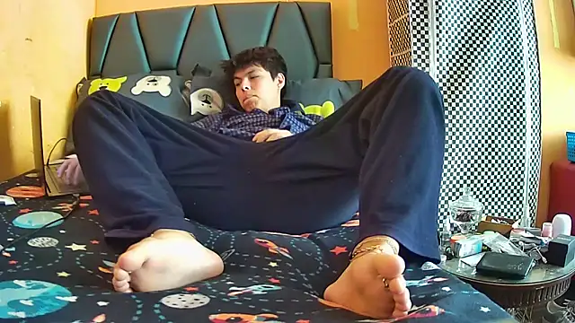 diegotorresd2312 online show from 04-26-26, 06:49