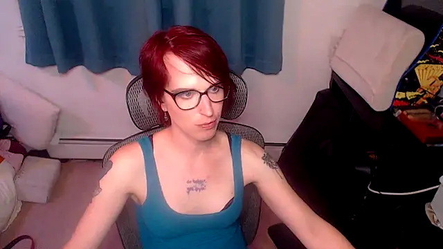 Snapshot of RyffBurnz chatting on 09-11-25, 04:45 RyffBurnz online show from 09-11-25, 04:45