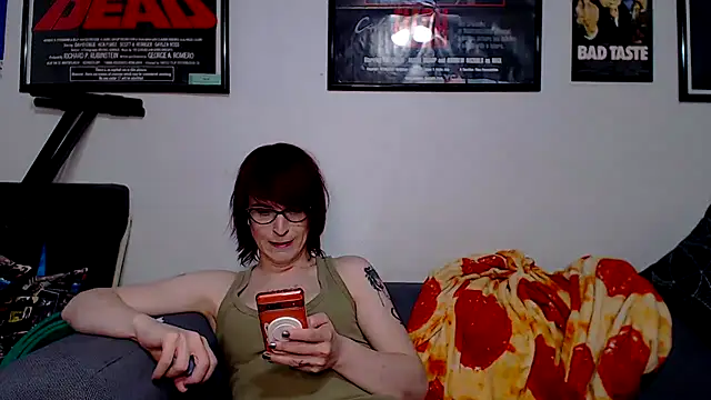 Snapshot of RyffBurnz chatting on 04-28-26, 11:31 RyffBurnz online show from 04-28-26, 11:31