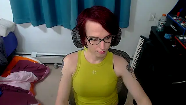 Snapshot of RyffBurnz chatting on 10-15-25, 04:26 RyffBurnz online show from 10-15-25, 04:26