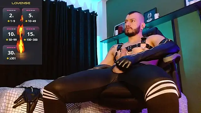 castle 87 online show from 11-25-25, 09:26