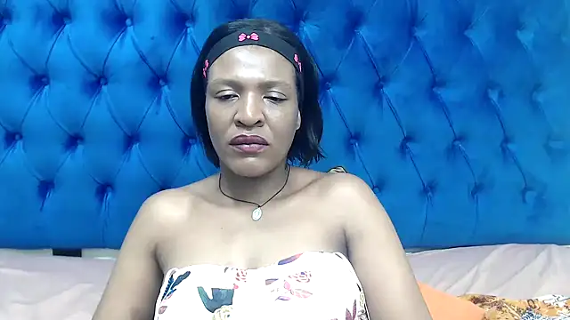 SpicyQueenxxxx online show from 04-02-26, 07:53