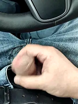 Snapshot of thicky_dicky_n chatting on 11-26-25, 02:17 thicky dicky n online show from 11-26-25, 02:17