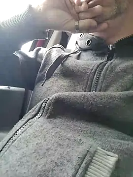 Snapshot of JulianJ50 chatting on 02-10-26, 10:25 JulianJ50 online show from 02-10-26, 10:25