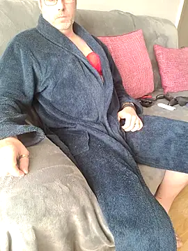 Snapshot of JulianJ50 chatting on 11-20-25, 01:23 JulianJ50 online show from 11-20-25, 01:23