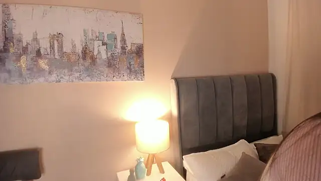 dakotaa   online show from 11-12-25, 08:34