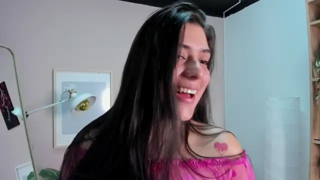 dakotaa   online show from 09-19-25, 08:35