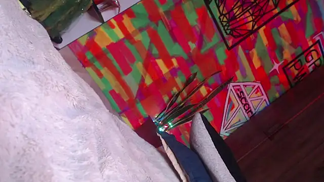 ScarlatSultry online show from 03-24-26, 07:47