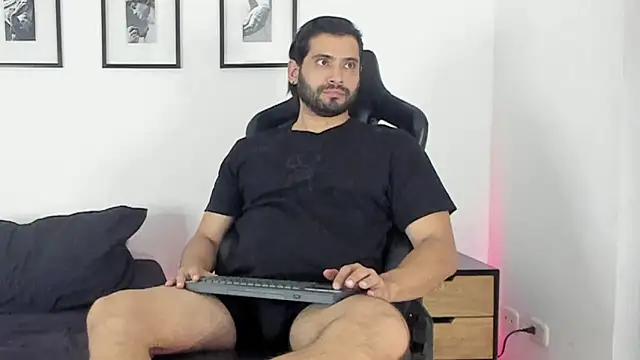 Dereck vega online show from 05-11-26, 09:12