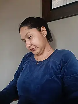 Snapshot of SamaraJay1 chatting on 07-10-26, 02:50 SamaraJay1 online show from 07-10-26, 02:50