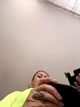 coral smitth online show from 09-12-25, 06:51