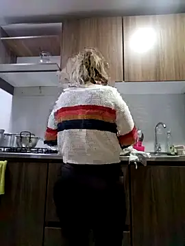 coral smitth online show from 12-03-25, 06:40