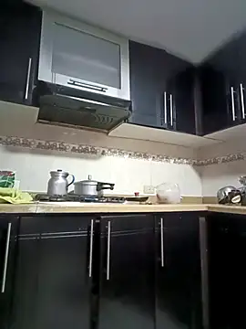 coral smitth online show from 09-27-25, 01:45