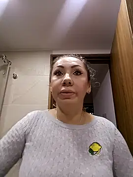 coral smitth online show from 11-26-25, 06:19