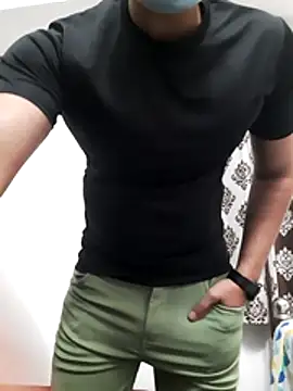 Guyinshortss online show from 11-29-25, 07:47