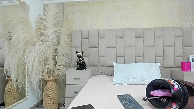 EmmaTorres  online show from 01-17-26, 09:29