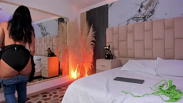 EmmaTorres  online show from 03-06-26, 09:54