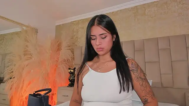 EmmaTorres  online show from 01-14-26, 09:07