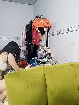 Snapshot of HimiJim chatting on 02-25-26, 02:12 HimiJim online show from 02-25-26, 02:12