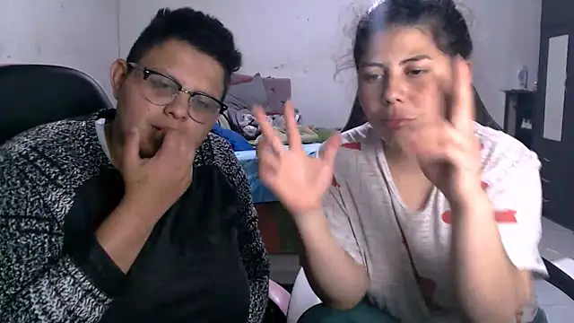 Snapshot of tatsumi_nao chatting on 10-03-25, 03:52 tatsumi nao online show from 10-03-25, 03:52