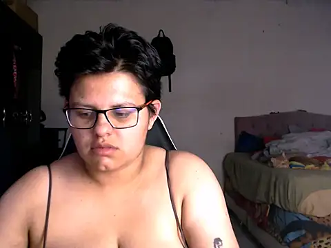 tatsumi nao online show from 12-19-25, 10:34