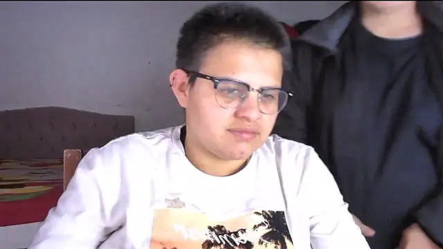 Snapshot of tatsumi_nao chatting on 03-23-25, 02:04 tatsumi nao online show from 03-23-25, 02:04