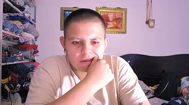 Snapshot of tatsumi_nao chatting on 02-12-25, 08:50 tatsumi nao online show from 02-12-25, 08:50