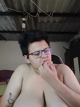 tatsumi nao online show from 11-30-25, 08:31