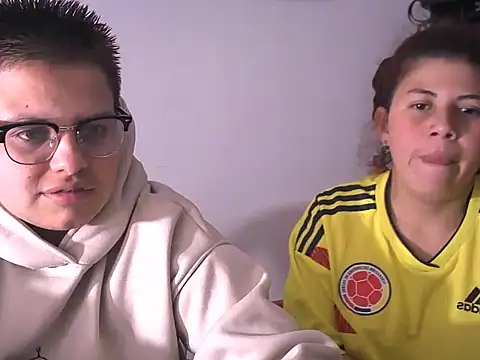 Snapshot of tatsumi_nao chatting on 01-07-25, 02:53 tatsumi nao online show from 01-07-25, 02:53