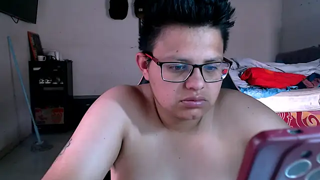 Snapshot of tatsumi_nao chatting on 10-30-25, 06:05 tatsumi nao online show from 10-30-25, 06:05