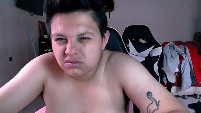 Snapshot of tatsumi_nao chatting on 10-31-25, 03:52 tatsumi nao online show from 10-31-25, 03:52