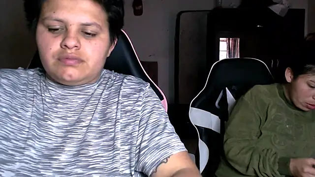 Snapshot of tatsumi_nao chatting on 09-25-25, 10:05 tatsumi nao online show from 09-25-25, 10:05