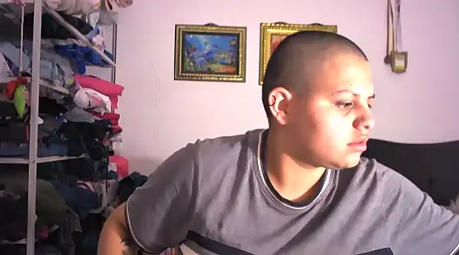 Snapshot of tatsumi_nao chatting on 02-01-25, 02:58 tatsumi nao online show from 02-01-25, 02:58