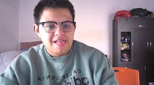 Snapshot of tatsumi_nao chatting on 03-20-25, 09:02 tatsumi nao online show from 03-20-25, 09:02