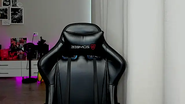 Sm0ly online show from 06-07-26, 04:07