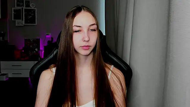 Sm0ly online show from 05-04-26, 02:48