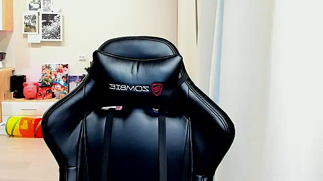 Snapshot of Sm0ly chatting on 11-02-25, 02:05 Sm0ly online show from 11-02-25, 02:05