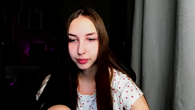 Snapshot of Sm0ly chatting on 11-09-25, 03:21 Sm0ly online show from 11-09-25, 03:21