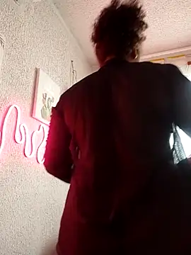 samanthaeliott22 online show from 10-12-25, 05:14