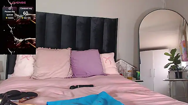 FRUITOFEDEN01 online show from 02-28-26, 03:22