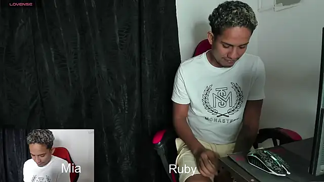 Extreme dirty paradise online show from 01-12-26, 04:08