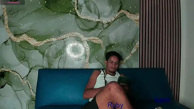 Extreme dirty paradise online show from 06-25-26, 08:25