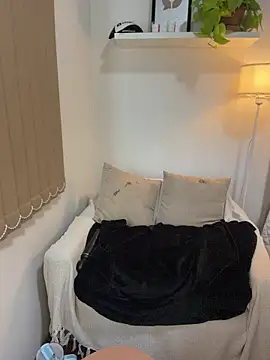 Brownfitbabyy online show from 05-19-26, 02:02