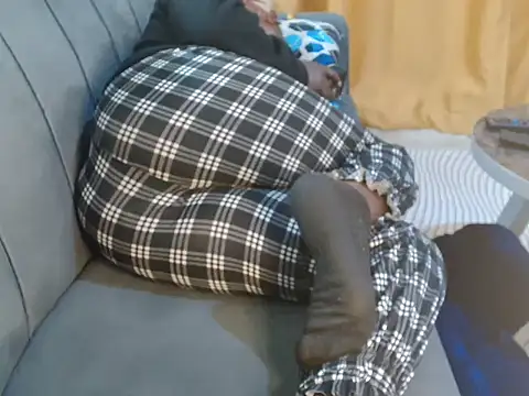 leslysexygirl online show from 10-17-25, 04:49